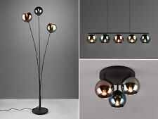 Außergewöhnliche Stehlampe mit buntem Glasschirm Ecke hinter Sofa & Couch Grün