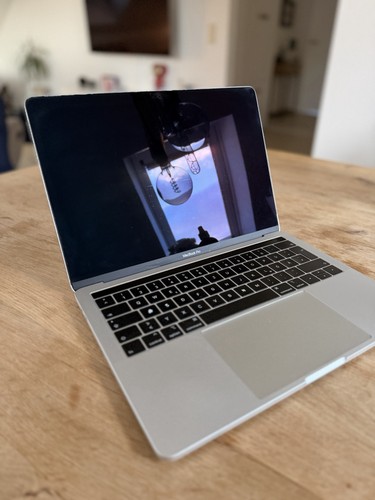 Apple macbook pro - macbook,