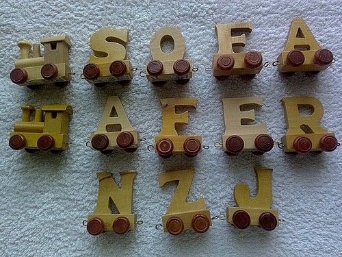 Buchstabenzug lokomotive - |,