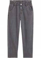 Bequeme Jeans mit drei