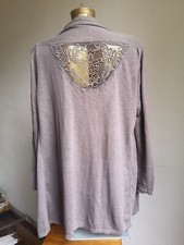 Taupefarbene strickjacke mit - taupefarbene,