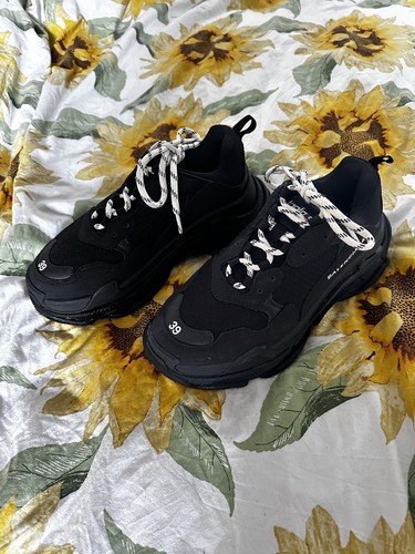 Balenciaga triple black - balenciaga,