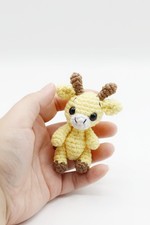 Handarbeit gehäkelt Amigurumi süße kleine Giraffe (10 cm) Spielzeug Geschenk Weihnachten 