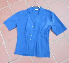 schoene blaue Bluse von van Laak, kurzaermelig