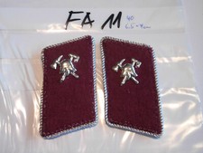 Feuerwehr Kragenspiegel mit Helm ca 6,5x4cm 1 Paar (fa11)