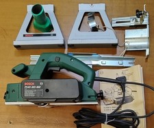 Bosch Hobel PH0-20-82 mit Tischaufsatz, 13000 U/min, 710W
