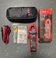 UNI-T UT216C AC DC Multimeter