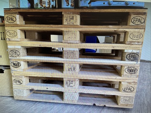 Palettentisch mit glasplatte - palettentisch,
