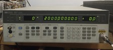 HP AGILENT  8657B Signal