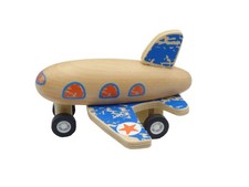 Flugzeug aus Holz mit