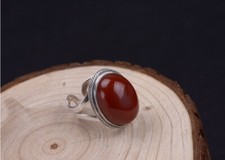I05 Antique Style Oval Red