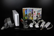 Nintendo Wii Konsole Weiß mit Auswahl an Spielen und Zubehörpaket/ Guter Zustand