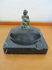 Aschenbecher aus Marmor mit