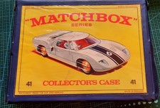 Matchbox Lesney Koffer mit 48