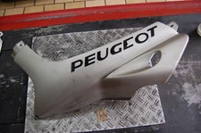 Seitenverkleidung unten links