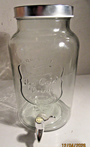 Liter glas mit - liter, hahn