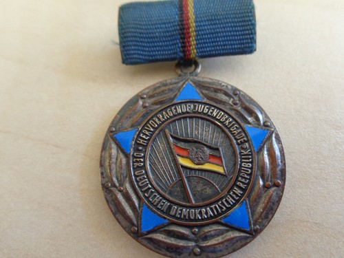 Hervorragende jugendbrigade - hervorragende,