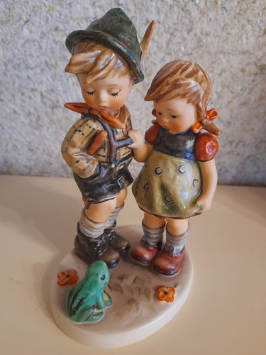 Hummelfigur göbel das - , "