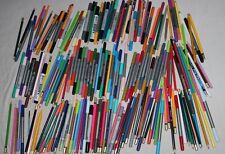 200 Stifte Paket (Buntstifte, Filzstifte und andere Stifte)