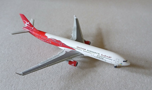 Herpa wings 500 qatar - wings, 1:500