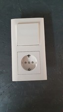 Kopp 587629085 ATHENIS  Schalter  / Steckdose Kombi mit 2 fach Rahmen