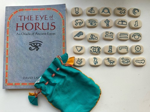 The eye horus oracle of - horus:,