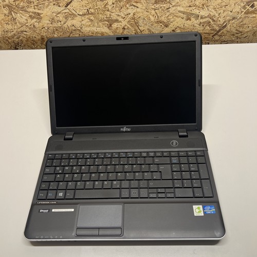 Laptop fujitsu lifebook a512 - fujitsu,