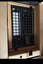 Roland MC-707 AIRA DJ