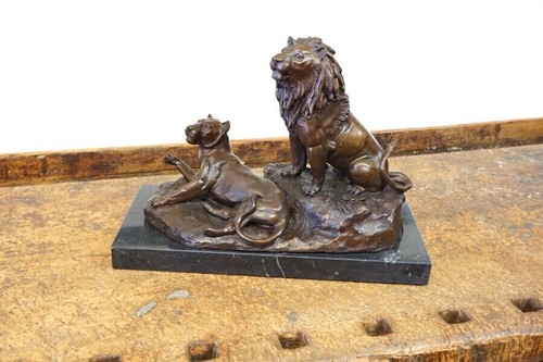 Bronzefigur löwe und löwin - löwe,