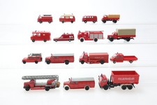 H0 1:87 15x Feuerwehr Fahrzeug LKW PKW Konvolut N100