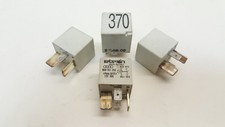 VW - Relais Nr.  370 Relais Arbeitsrelais  8D0951253 -  4 Stück