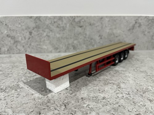 Corgi tri axle flatbed - tri-axle,