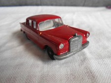 " MB 190 D " Siku V 250 purpur-rot RAL 3004