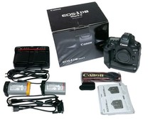 Canon EOS-1D X Mark II in OVP mit 2 Akkus + Zubehörpaket – BESTZUSTAND