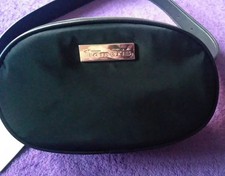 Marken"Tamaris"Da.Gürtel Tasche klein leicht schwarz/silber Nylon UNP:49,99 Neu!