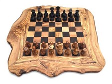Schachspiel rustikal