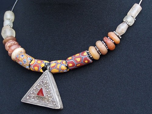 Halsreif mit achat millefiori - halsreif,