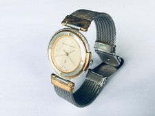 :: Philippe Charriol