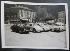 (M372) Originalfoto - Auto, Oldtimer, VW Käfer u. a. ( 10 cm x 7 cm )