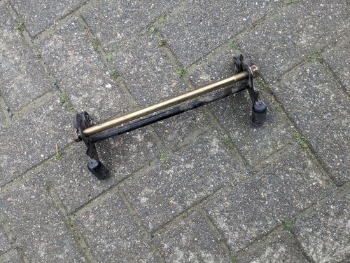 Rahmenhalter schwingbolzen - rahmenhalter,