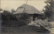 Foto Ak Ungarisches Haus, Bauernhof, Zaun, Holzbalken - 3805431