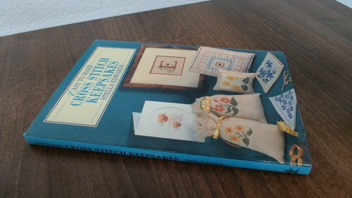 Cross stitch keepsakes - cross,