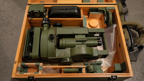 Carl zeiss theo - zeiss, b