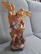 Holz Figur geschnitzt HEILIGER MICHAEL KAMPF MIT LUZIFER Höhe ca. 33,5 cm