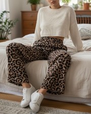 Hose mit weitem bein - mit,