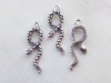 5x Anhänger Schlange 33x11mm