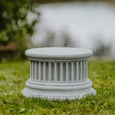 Podest Ø 23 cm Sockel Steinsäule 16 cm 13 kg Grau Weißbeton frostsicher