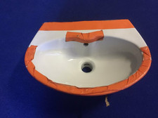 Weißes neues WC Porzellan