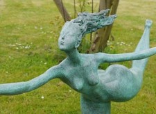 Große futuristische