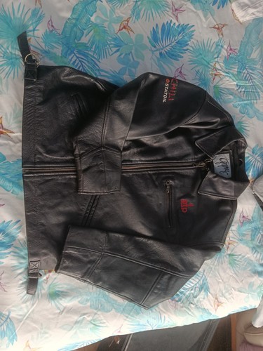 Große schwere lederjacke - große,